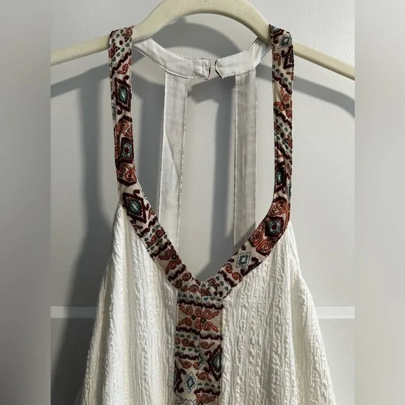 Hem & Thread Boho Chic Halter Dress - Picture 5 of 7